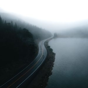 免费看裸体🔞🔞🔞吃胸
